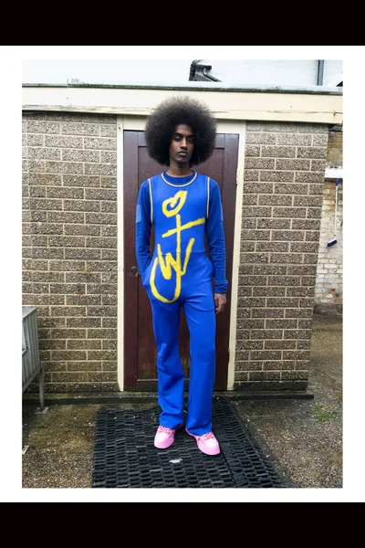 Look 24